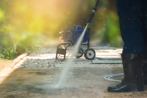 Best Pool Deck Cleaning  in La Huerta, NM